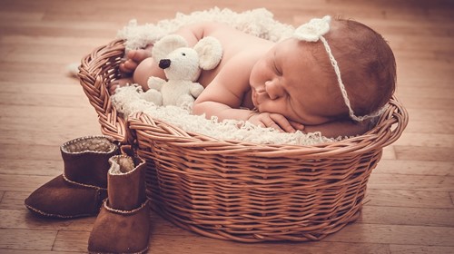 8 Extraordinary Newborn Baby Gifts Fit For Royalty