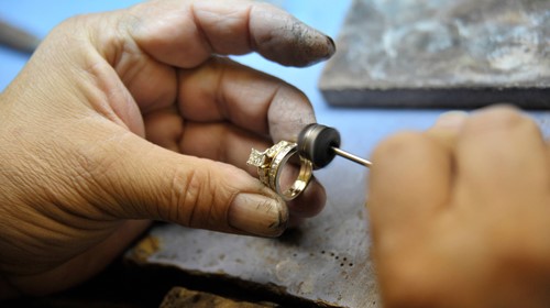 A Handy Guide To Engagement Ring Care