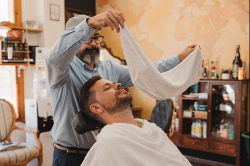 how to become a barber