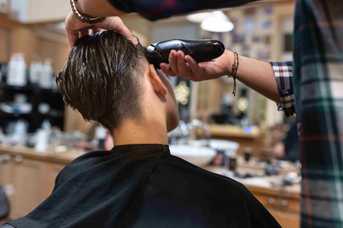 how to become a barber