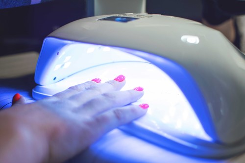 gel nail allergy