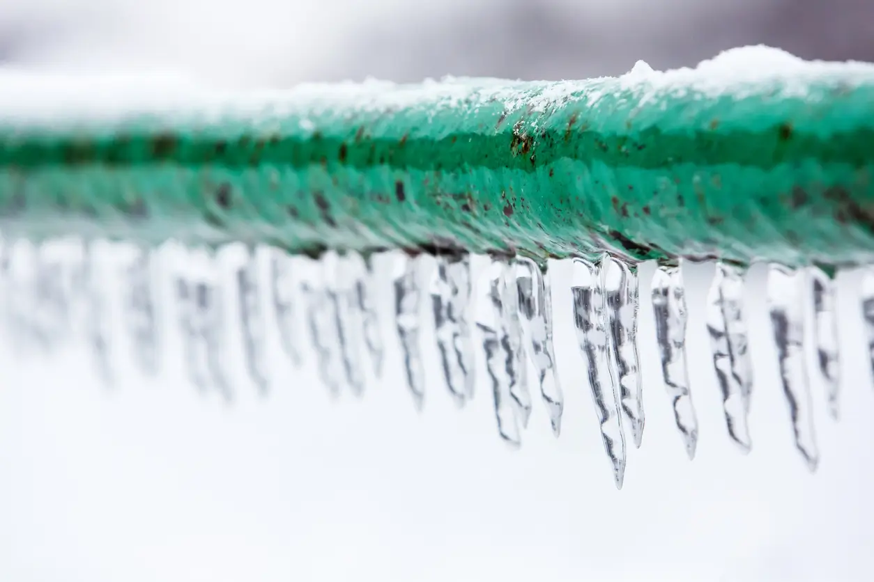 How to stop static caravan pipes freezing