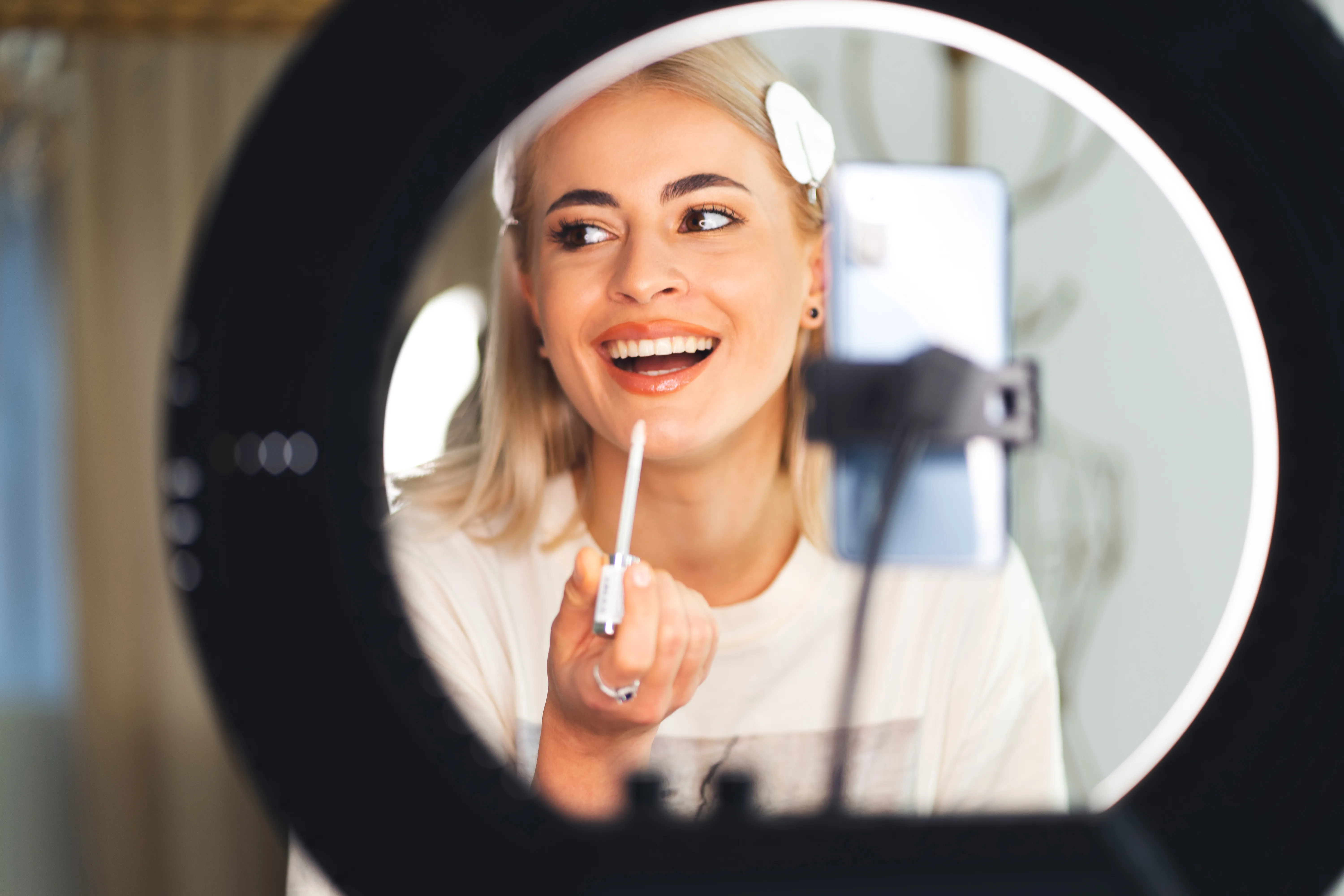 15 beauty side hustles to try this year